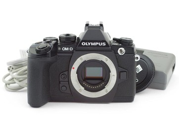 Olympus OM-D E-M1 (+ M.Zuiko 12-40mm f2,8 Pro)