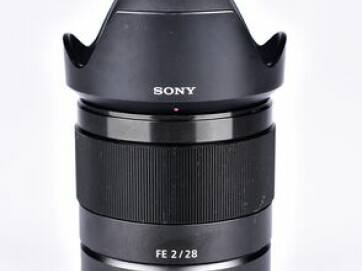 Sony FE 28 mm f/2 SEL