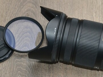 pro Canon - Sigma DC 18-250mm 1:3.5-6.3 HSM OS**UV