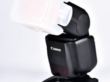 Canon blesk Speedlite 430 EX III RT