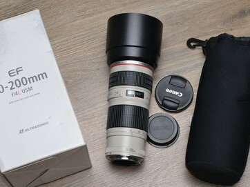 Canon EF 70-200mm f/4 L USM **F.Frame