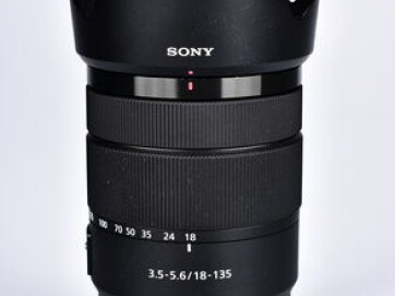 Sony 18-135 mm f/3,5-5,6 OSS SEL