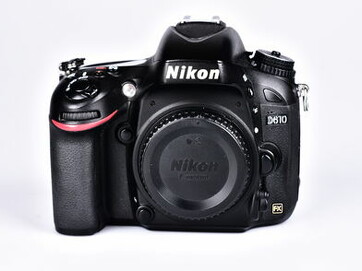 Nikon D610 tělo