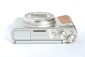 Canon PowerShot SX740 HS | © Petr Koritina Canon PowerShot SX740 HS