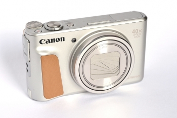 Canon PowerShot SX740 HS | © Petr Koritina Canon PowerShot SX740 HS