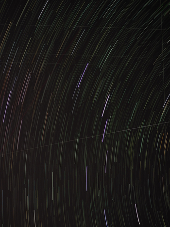 Olympus PEN E-P7, Objektiv: OLYMPUS M.25mm F1.8 , f=25.00 mm, Clona: 2.0, Doba expozice: 2.0 s, ISO: 800, Kompenzace expozice: -2 , Vyrovnání bílé: Ruční | © Petr Koritina | www.fotoaparat.cz Olympus PEN E-P7, Objektiv: OLYMPUS M.25mm F1.8 , f=25.00 mm, Clona: 2.0, Doba expozice: 2.0 s, ISO: 800, Kompenzace expozice: -2 , Vyrovn?n? b?l?: Ru?n?