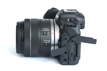 Canon R8
