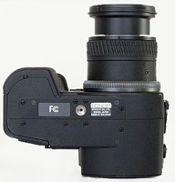 Minolta Dimage 7Hi spodní strana Minolta Dimage 7Hi spodní strana